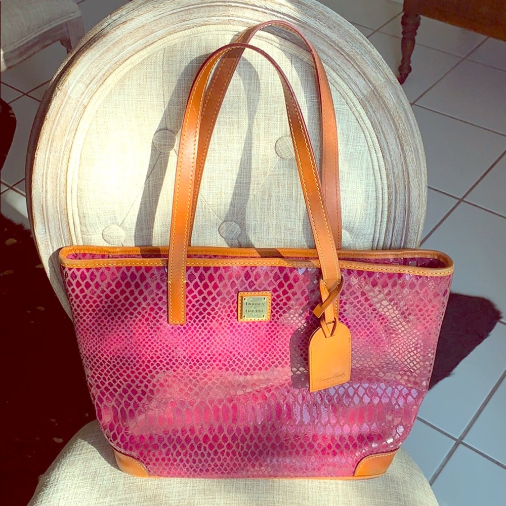 Dooney & Bourke  Bag🤩must have for the Fall 🍁